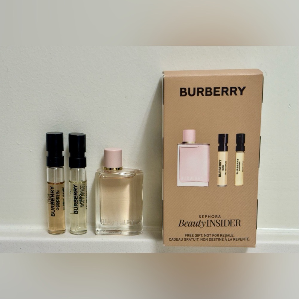 Burberry Beige and Black Fragrance Sample Pack